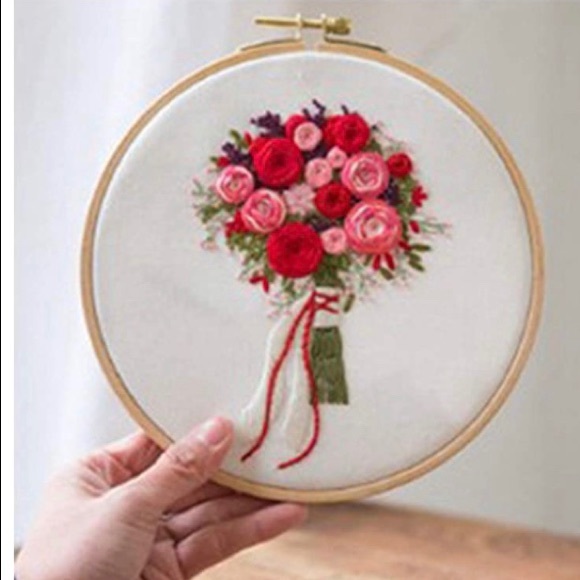 Embroidery/Cross Stitch Hoops - Picture 3 of 4